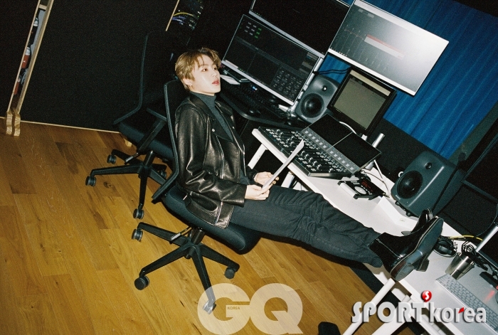 GQ_1월호_하성운 1.jpg